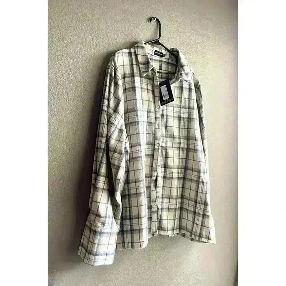 Pretty Little Thing Women's Size 3 Oversized Beige Plaid Heavy Flannel Shirt NWT - Picture 2 of 7